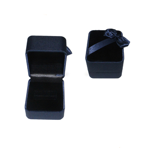 Newest Design luxury high quality fashion custom velvet jewelry gift box