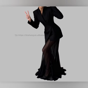 Ensemble 2 pièces pour femmes, haut en satin à manches longues et jupe en maille extensible ample, tendance - Product Image 3