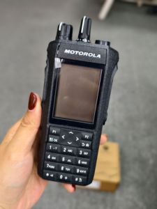 Motorola DGP R7 Hombre caído GPS Bluetooth <span class=keywords><strong>Radio</strong></span> Digital de Seguridad Avanzada Walkie Talkie - Product Image 3
