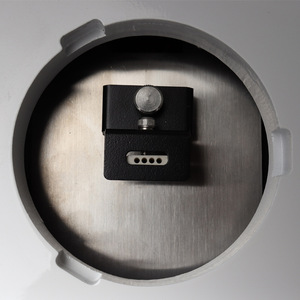 Cámara Termográfica con Pantalla LCD y Almacenamiento de Datos en Acero Inoxidable para Uso en Laboratorio - Product Image 1