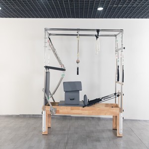 Personnalisation avancée Réformateur de yoga en bois de chêne Pilates <span class=keywords><strong>Machine</strong></span> 3 en 1 Pilates Cadillac Reformer - Product Image 2