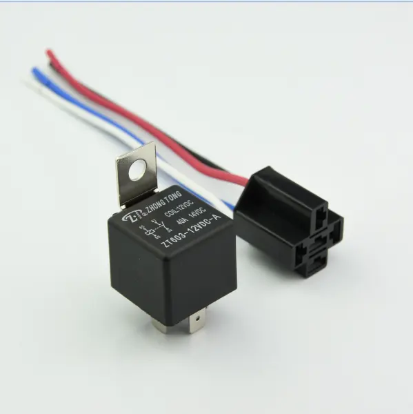 Miniature 5pin 12v 30a auto realy plug