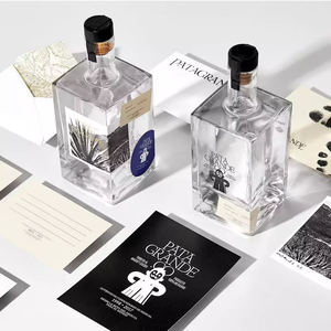 Botellas <span class=keywords><strong>de</strong></span> Vidrio para Licores, Whisky, Tequila y Vino, con Forma <span class=keywords><strong>de</strong></span> <span class=keywords><strong>Calavera</strong></span>, 750 ml, con Corcho, Etiquetas Personalizadas, <span class=keywords><strong>Precio</strong></span> <span class=keywords><strong>de</strong></span> Mayoreo - Product Image 1