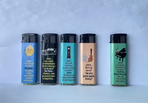 Briquet électro rechargeable résistant aux enfants en gros d'usine pour <span class=keywords><strong>cigarette</strong></span> pour camping en plastique - Product Image 2