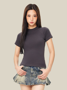 เสื้อยืดคอกลมแขนสั้นทรงเข้ารูปสีพื้นสไตล์สไปซ์เกิร์ลส์สำหรับผู้หญิง ฤดูใบไม้ผลิและฤดูร้อน ปี 2024 - Product Image 3