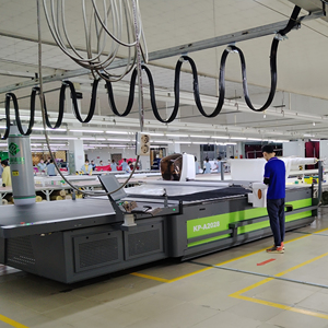 Machine de découpe industrielle entièrement automatique pour sous-vêtements canapés sièges de <span class=keywords><strong>voiture</strong></span> coupe-tissu informatisé pour les industries du vêtement - Product Image 1