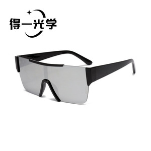 Gafas deportivas para ciclismo al aire libre, montura negra, lentes polarizadas de PC, protección UV400 para montañismo, pesca y conducción - Product Image 1