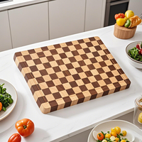 Produit Tendance 2026 : Planche à découper rectangulaire en bois d'acacia à motif damier, grande, avec rainures et poignées