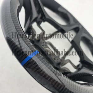 Volante Deportivo de Fibra de Carbono con Cuero Perforado y Franja Azul Superior para Honda Civic de 8ª Generación - Product Image 2