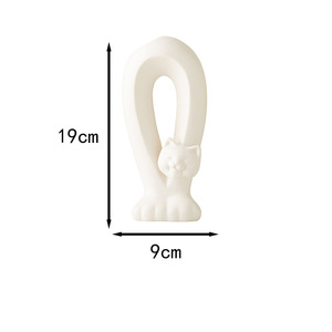 Ornements d'art en céramique abstraite blanche minimaliste moderne Décoration de maison haut de gamme; <span class=keywords><strong>Pot</strong></span> de fleur en porcelaine pour usage de bureau intérieur Art déco - Product Image 6