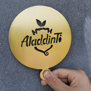 Plantilla para arte latte de café AladdinTo, molde de metal reutilizable redondo de 100 mm para herramientas de café y té - Product Image 4