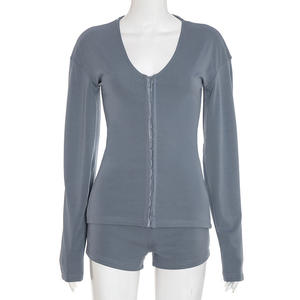 S2820-2026 Neuheiten Herbst Damenkleidung Sexy Einfarbig Langarm V-Ausschnitt Knopfleiste Figurbetont Kurze Hose 2-Teiliges Set Damen - Product Image 5