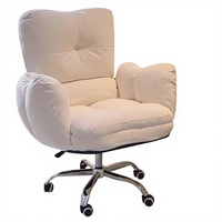 Chaise de bureau ergonomique pour la maison : Confort à dossier haut pour de longues heures de travail assis, avec dossier inclinable et design de canapé relaxant