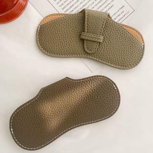 Kantong Kacamata Promosi Kulit Imitasi Sederhana Bergaya, Tas Kacamata Motif Leci Portabel, Tahan Lama, Dapat Digantung - Product Image 3