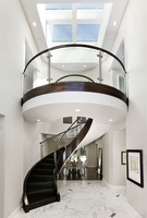 Escalier flottant double hélice Tanlong, spirale simple avec balustrade en verre