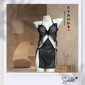 Camisón Sexy Tejido Golden Shuttle con Cuello Halter y Diseño de Mariposa, Ropa de Dormir para Mujer, Tela Suave de Poliéster - Product Image 3