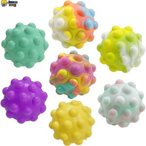 JITENG Vente chaude Boules anti-stress arc-en-ciel 3D, Jouet sensoriel en silicone <span class=keywords><strong>à</strong></span> bulles <span class=keywords><strong>à</strong></span> presser, Boule anti-stress <span class=keywords><strong>à</strong></span> bulles <span class=keywords><strong>à</strong></span> presser, Jouets sensoriels Popit - Product Image 1