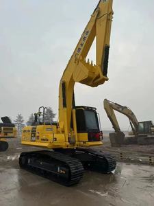 Excavatrice Komatsu PC200-8 d'occasion de 20 tonnes en stock à prix avantageux, robuste, durable et puissante, à vendre. - Product Image 4