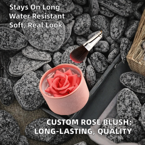 Rubor en Tono Rosa Tridimensional que Realza Naturalmente la Complexión El <span class=keywords><strong>maquillaje</strong></span> Small Petal Nude es fácil de aplicar - Product Image 3