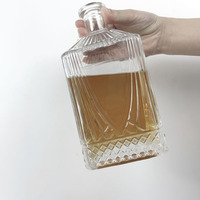 Fabricant de bouteilles en verre carrées à large ouverture de 750 ml pour la vodka, le whisky et la tequila