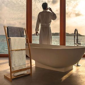 Soporte para Edredones o Mantas de Bambú para Sala de Estar o Dormitorio, Toallero Extra Alto Independiente para Baño - Product Image 5