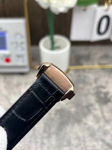 Montre mécanique de luxe pour homme avec design étanche ultra-détailné de haute qualité et design roulette - Product Image 4