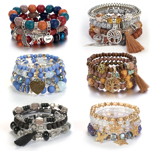 Bracelet ethnique bohème à perles, papillon tendance, cristal, multi-couches, multi-éléments, bracelet élastique - Product Image 1
