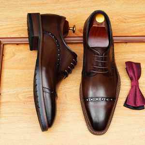 Nuevos Zapatos de Cuero para Hombre, Estilo Británico, Casuales de Negocios, Formales, para Boda, con Suela Gruesa y Brillante, de Gamuza - Product Image 1