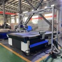 Machines de découpe de stickers numériques grand format à grande vitesse Utools avec couteau oscillant
