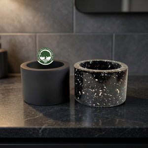 Jardinière ronde en bois de qualité supérieure Timeless Elegance conçue avec expertise pour améliorer les espaces intérieurs et extérieurs jardinière pour la décoration intérieure - Product Image 3