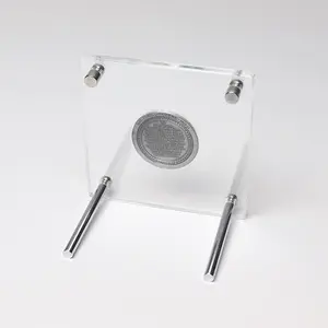 高品質カスタムアクリルクリア磁気コインディスプレイスタンドケースコインホルダーアクリルデスクトップ透明ディスプレイ