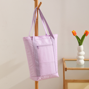 Bolsa Térmica de un Solo Hombro, Color Sólido, Resistente, de Nailon de Alta Calidad, Mantiene la Comida y las Bebidas Frías, con Práctico Bolsillo Frontal con Cremallera - Product Image 4