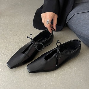 Leather low-heeled women's slip-on shoes with square <b>toe</b> and bow tie laces spring new style - Product Image 3