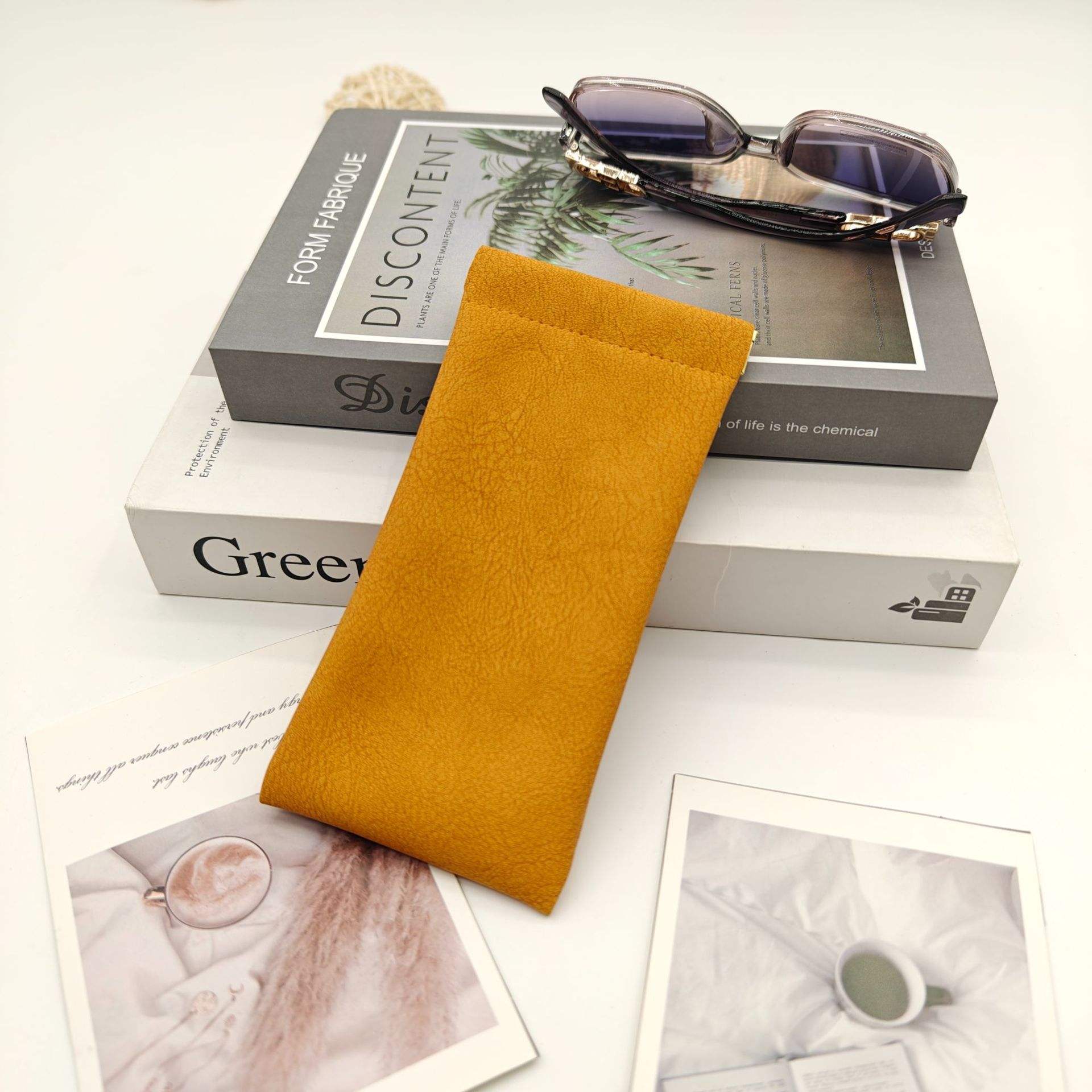 สีเหลือง