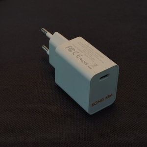 Opciones de Regalos Promocionales de Alta Calidad, Adaptador PD de 20w, Cargador USB-C - Product Image 1