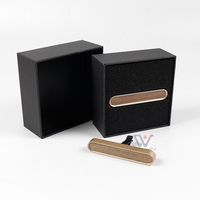 Désodorisant de voiture en bois de style design de logo personnalisé mini diffuseur d'arôme pour bouche d'aération de voiture avec bâton de recharge
