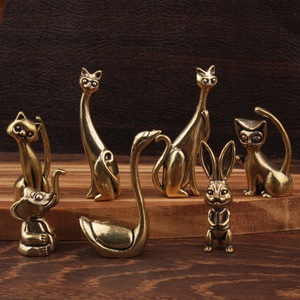 แหวนทองเหลืองขนาดเล็กรูปแมวสำหรับตกแต่งโต๊ะทำงานรูปปั้นสัตว์ - Product Image 1