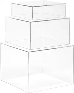 Ensemble personnalisé de 3 présentoirs cubes transparents en acrylique boîte de présentation blanche avec fond creux pour la fête