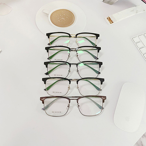 Lunettes ovales demi-cerclées transparentes en alliage, personnalisées en usine, à bas <span class=keywords><strong>prix</strong></span>, pour hommes, myopie, anti-lumière bleue - Product Image 5