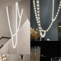 Lustre suspendu design nordique en forme de longues coupes à vin pour escalier, hôtel, villa, hall, allée, bar
