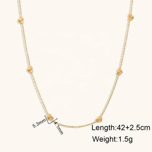 قلادة عنق حريمي على شكل قلب مطلية بالذهب عيار 18 قيراطًا رخيصة الثمن تُباع بالجملة من Dingran - Product Image 3