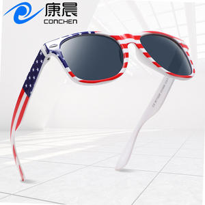 Gafas de sol retro con tachuelas para hombre, protección UV400, montura de PC, lentes AC, gafas de sol de moda para viajes, conducción y pesca. - Product Image 5