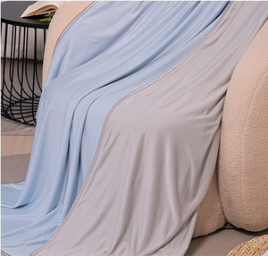 Couverture Rafraîchissante en Fibre de Bambou Ultra-Froide Effet Soie Glacée Légère et Respirante pour Lit, Canapé et Voyage – Offre Spéciale Été - Product Image 5