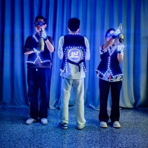 Il gilet luminoso a LED che cambia colore può essere utilizzato come segno pubblicitario del logo per l'outfit da bar KTV - Product Image 2