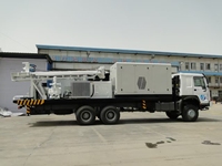 Foreuse hydraulique diesel multifonctionnelle montée sur camion pour le forage de puits miniers et d'eau