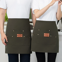 Tablier court imperméable en toile avec logo personnalisé et 3 poches pour serveur, serveuse ou pâtissier