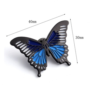 Pin de Solapa Creativo de Moda, Sin Níquel, con Esmalte Suave, Diseño de Mariposa - Product Image 3