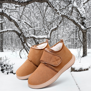 Vente en gros de chaussures d'hiver avec doublure en fourrure chaussures décontractées en coton doux antidérapantes pantoufles d'intérieur bottes de neige de marche pour hommes et femmes - Product Image 1