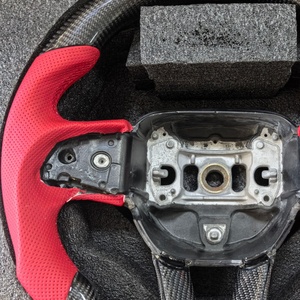 Volante de Fibra de Carbono Auténtica para <span class=keywords><strong>Dodge</strong></span> Charger <span class=keywords><strong>Challenger</strong></span> SRT <span class=keywords><strong>2021</strong></span> 2022 2023 2019 2020, Volante de Cuero Rojo para Automóvil - Product Image 3