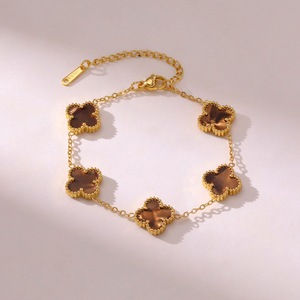 <span class=keywords><strong>Bracciale</strong></span> in Acciaio al Titanio Placcato Oro 18k con Quadrifoglio Colorato da 13mm, Gioielli alla Moda per Donna - Product Image 4